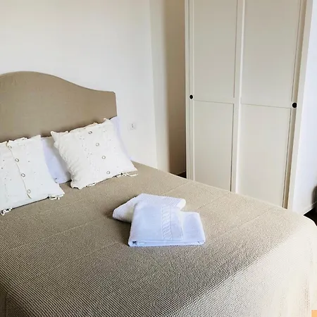 Bed & Breakfast Dimora Le Ginestre Adults Only 3*
